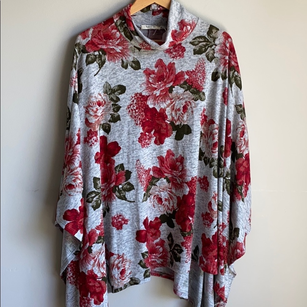 NWT Love in floral red grey poncho large